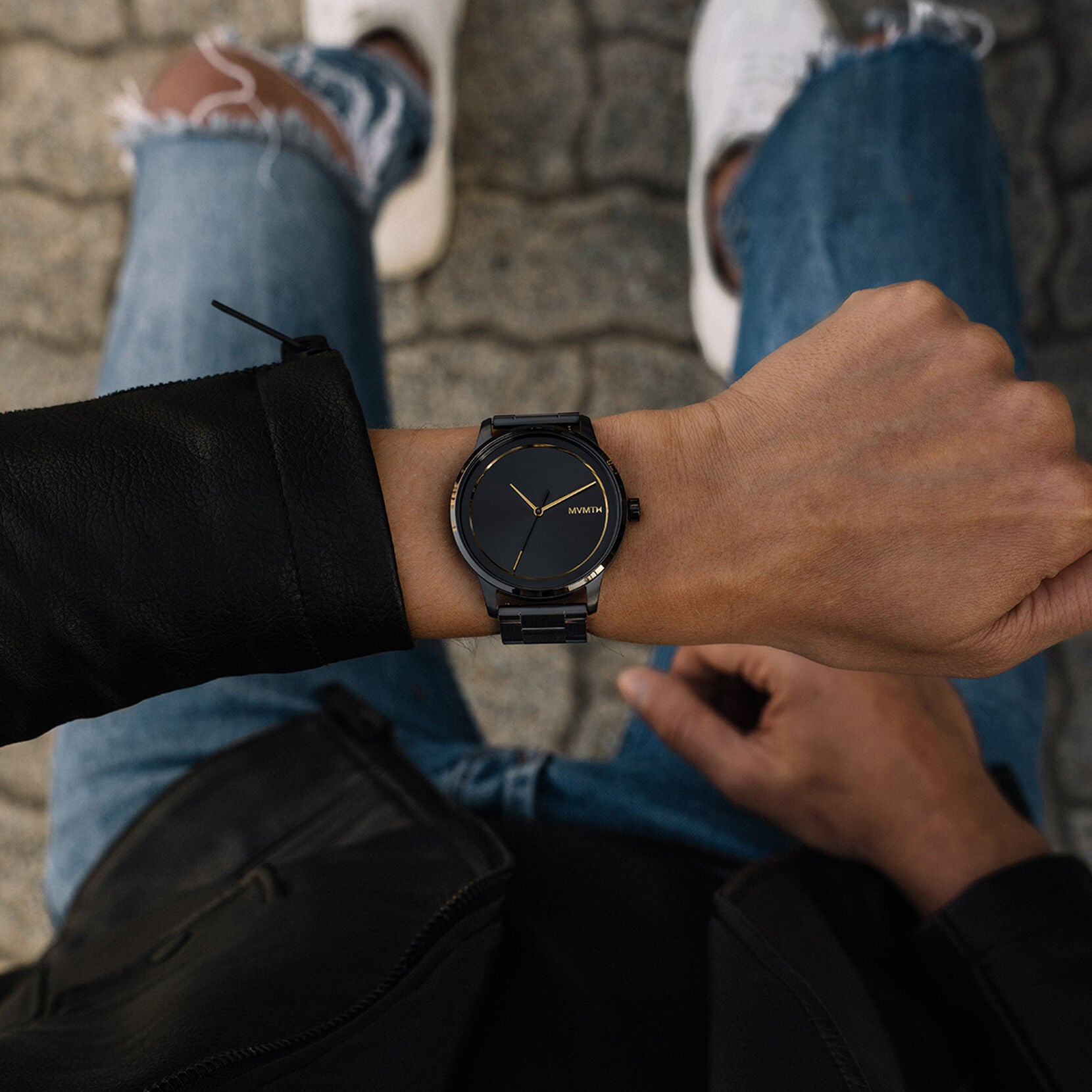 Profile | Blaze Black | 44MM - image 7